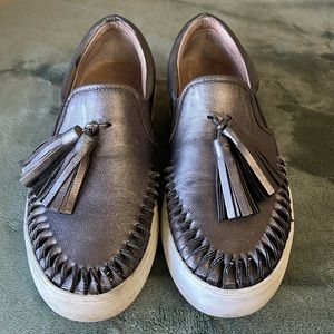 J Slides Metallic Tassel Loafers 7.5